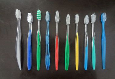 タケ歯ブラシの生産のための専門家2色の射出成形機械
