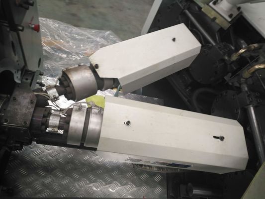 2色ねじ注入形成機械頑丈な37+30KWポンプ モーター力