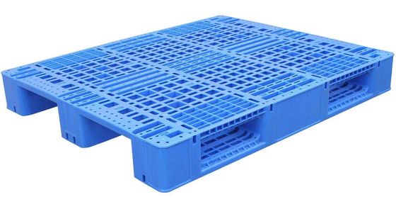 プラスチック パレット二重シリンダー注入システムが付いている省エネの射出成形機械